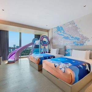 Guangzhou Meihua Hotel